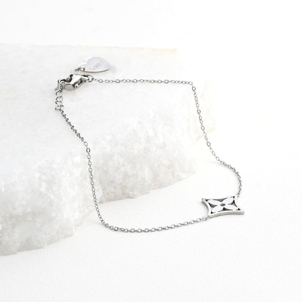 Bracelet Alba fine acier avec fleur