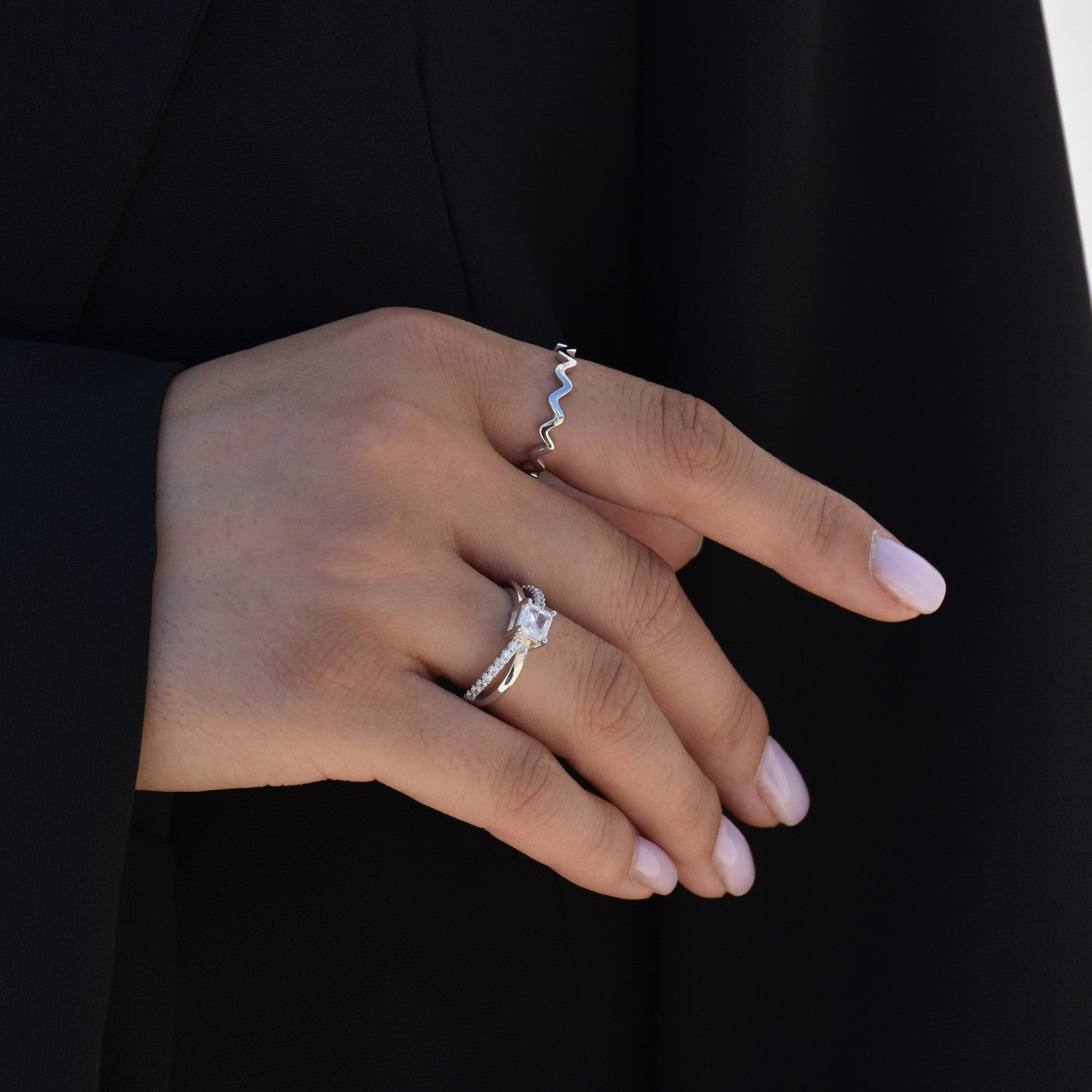 Bague Luna solitaire avec zircons R3670