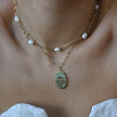 Collier lisse avec fleurs