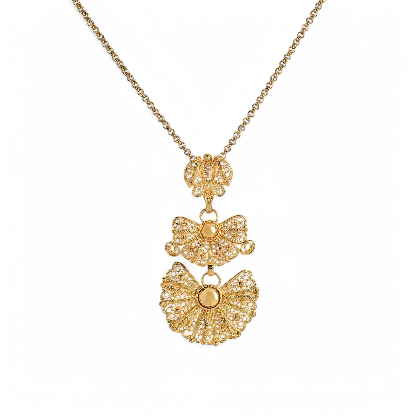 Collier avec nœud traditionnel