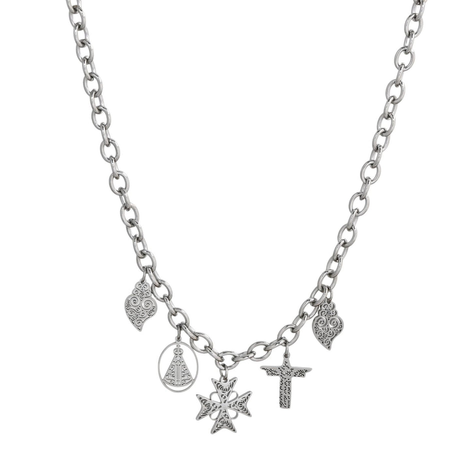 Collier avec pendentifs