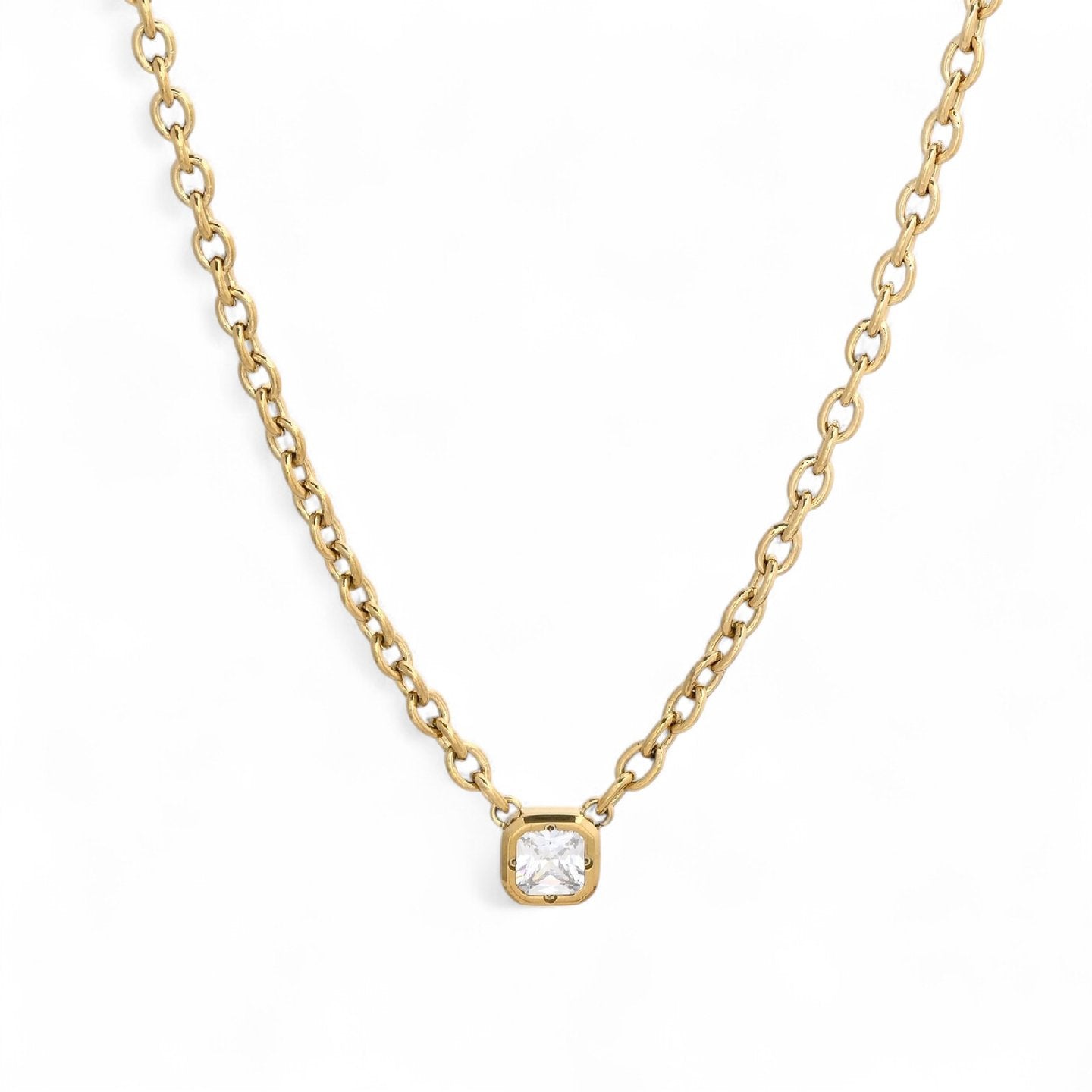 Collier avec zirconia