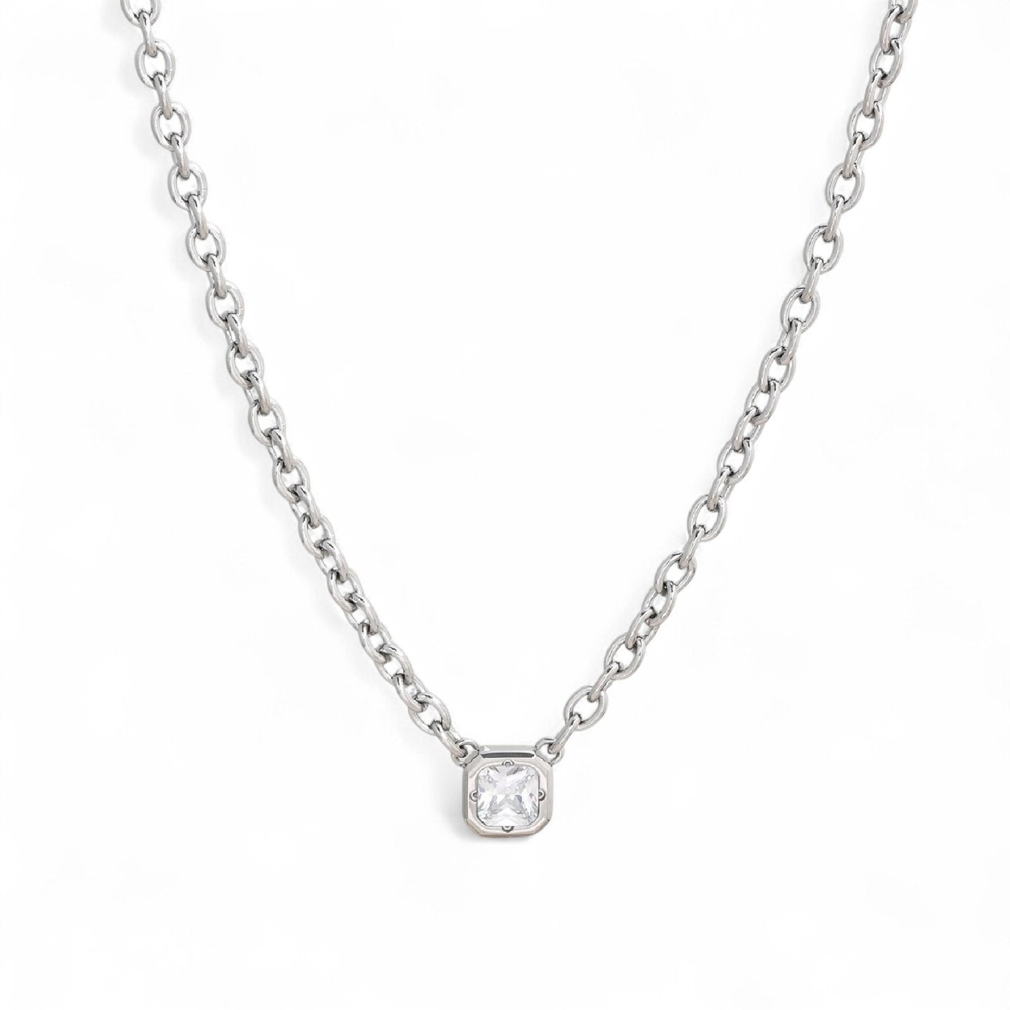 Collier avec zirconia