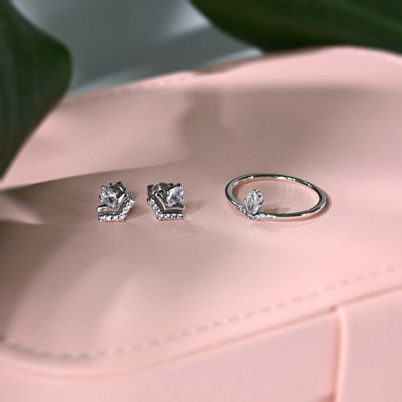 Boucle d'oreille épingle Iris avec zirconias