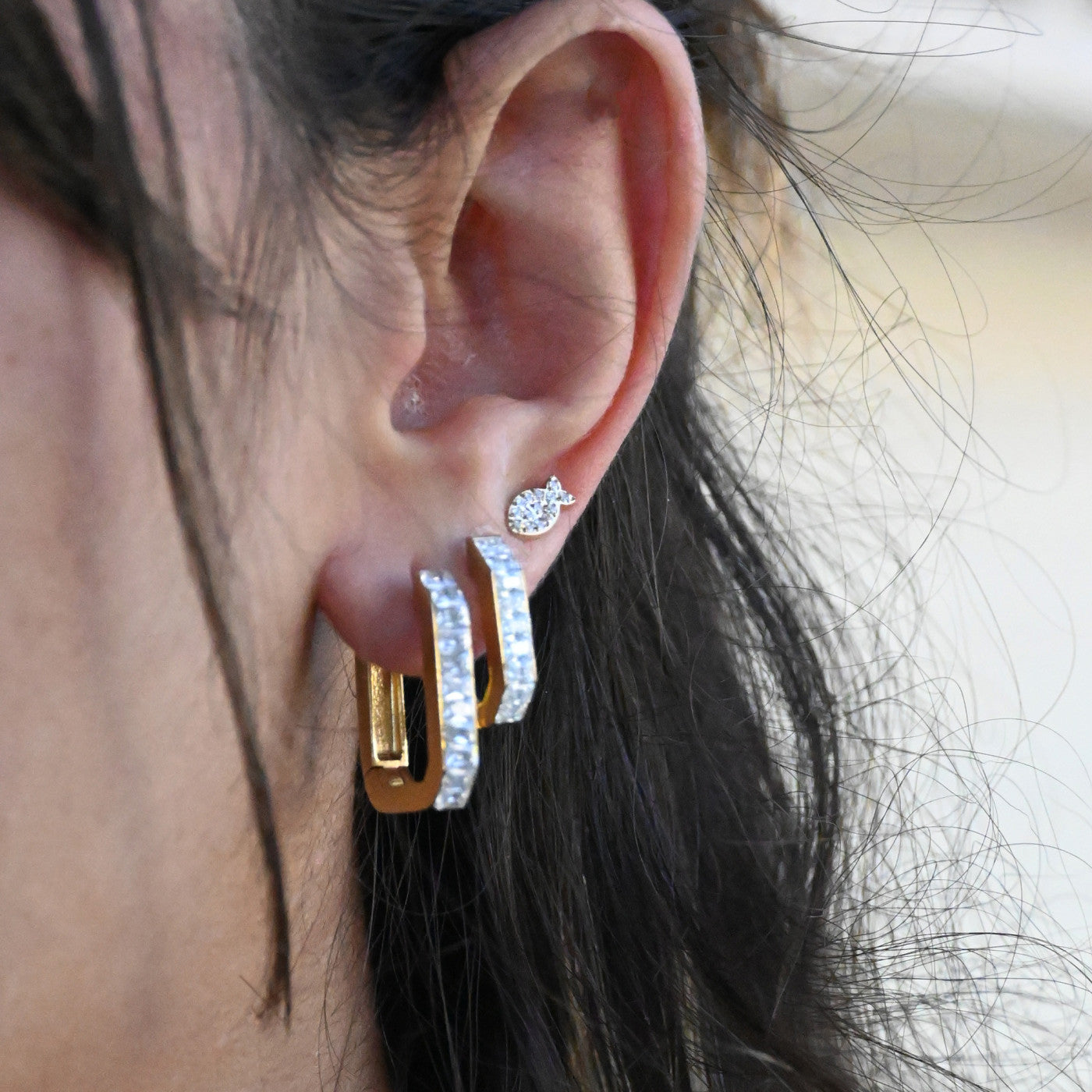 Boucles d’oreilles Alba en acier et zirconia sardine