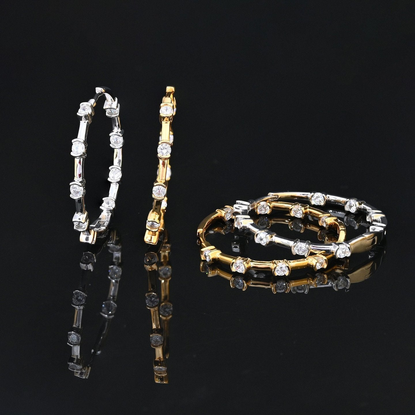 Boucles d'oreilles Luna fines avec brillants