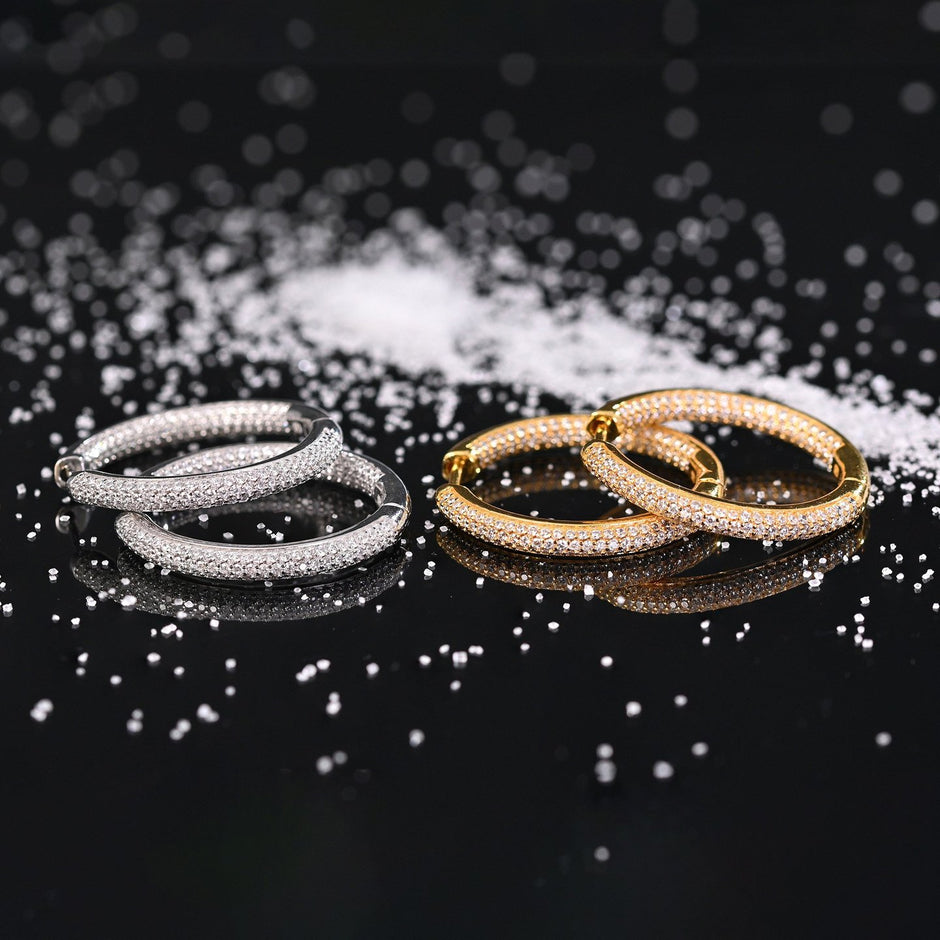 Boucles d'oreille Luna rondes avec zircones