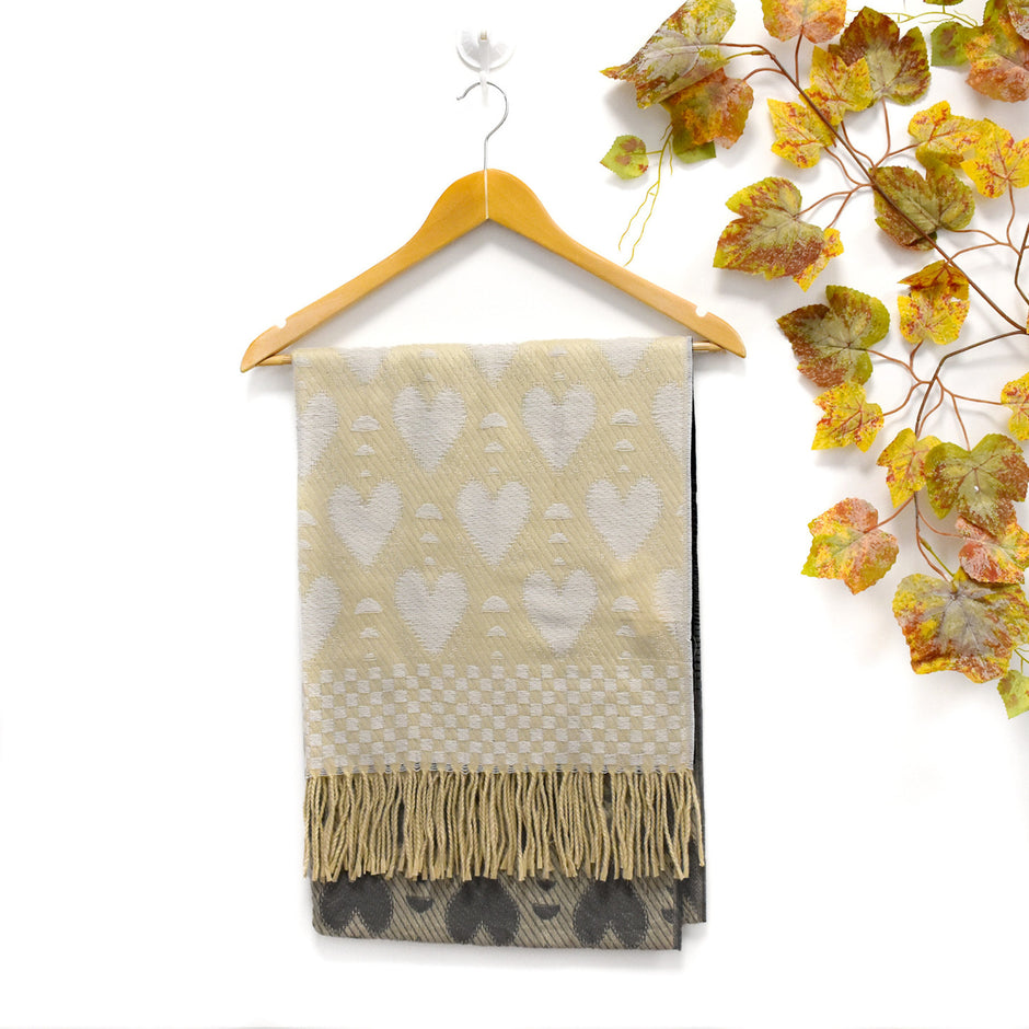 Foulard avec des coeurs