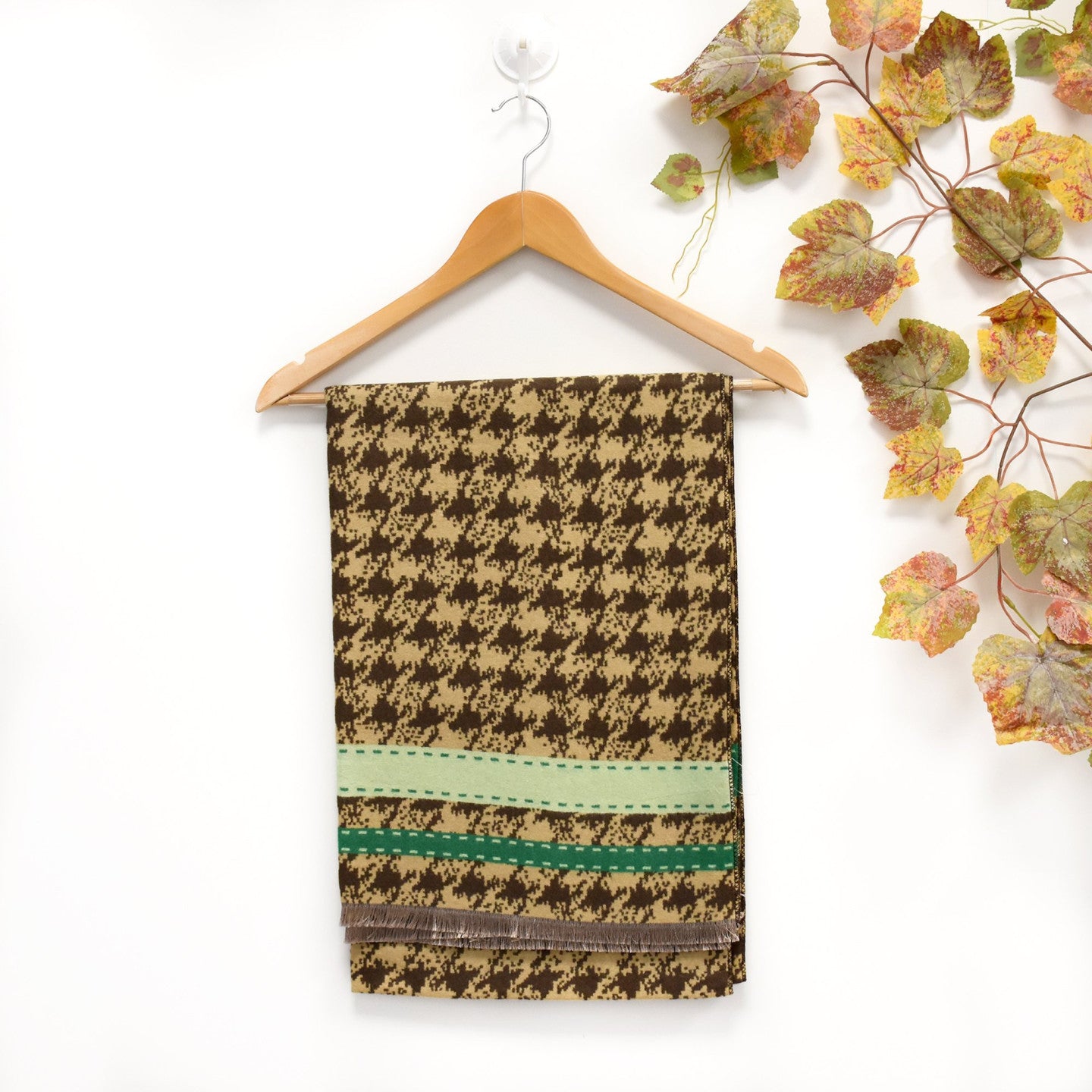 Foulard avec motif pied de poule