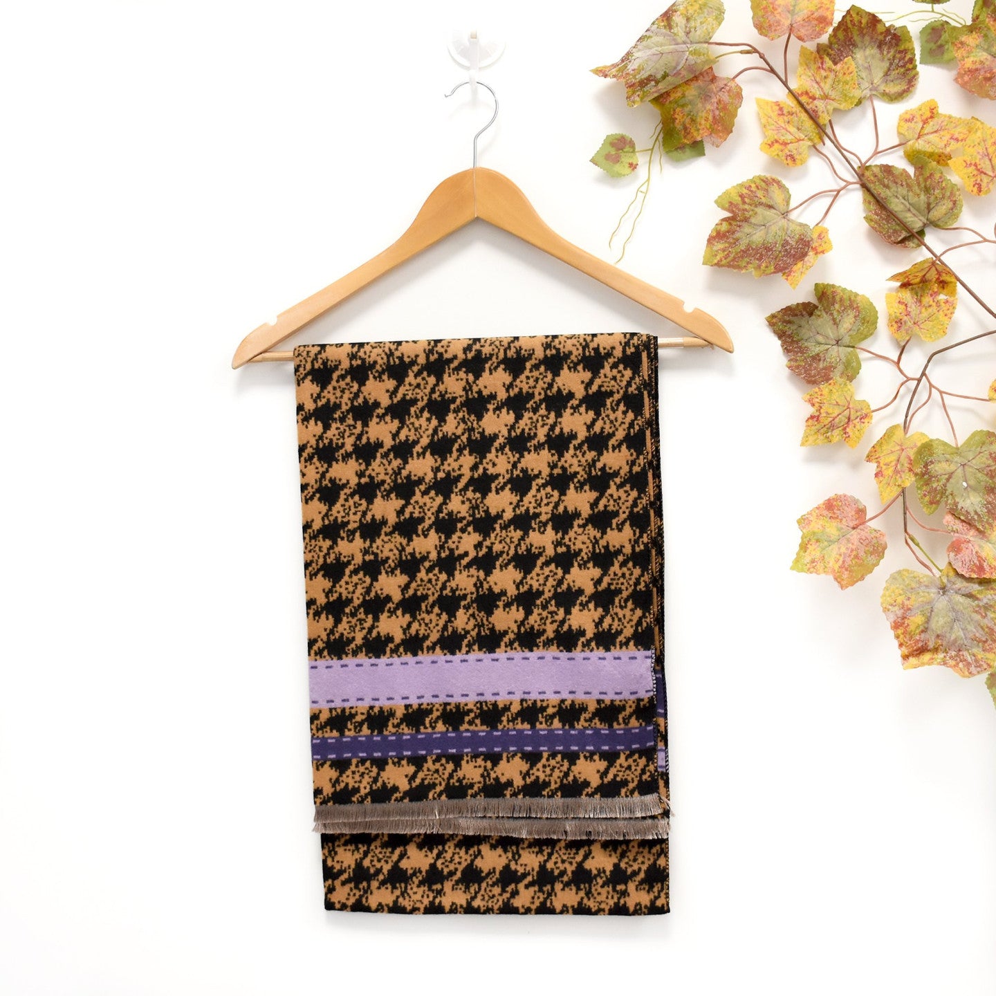 Foulard avec motif pied de poule
