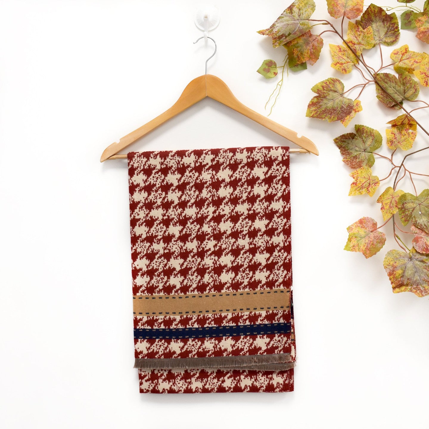 Foulard avec motif pied de poule