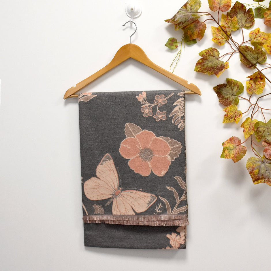 Foulard à imprimé floral et papillon