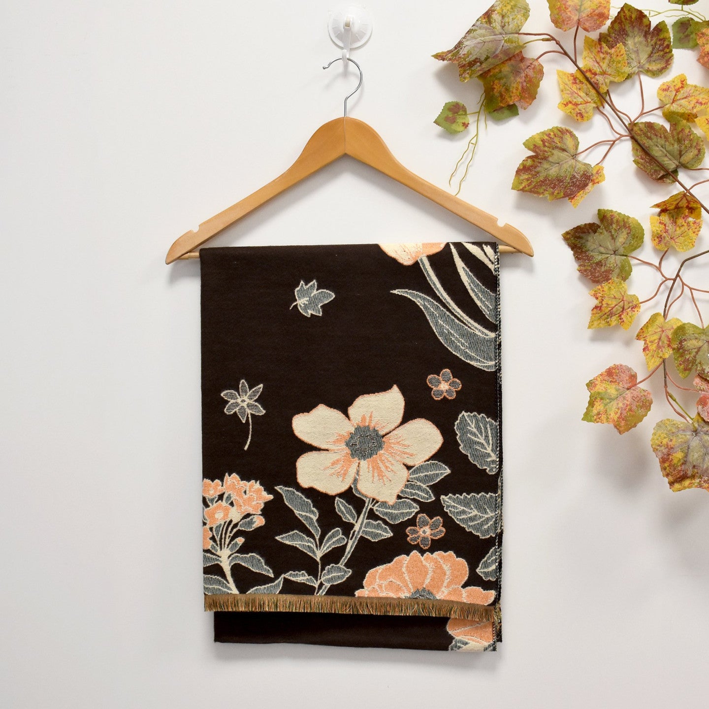 Foulard à imprimé floral et papillon