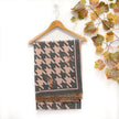 Foulard avec imprimé pied de poule