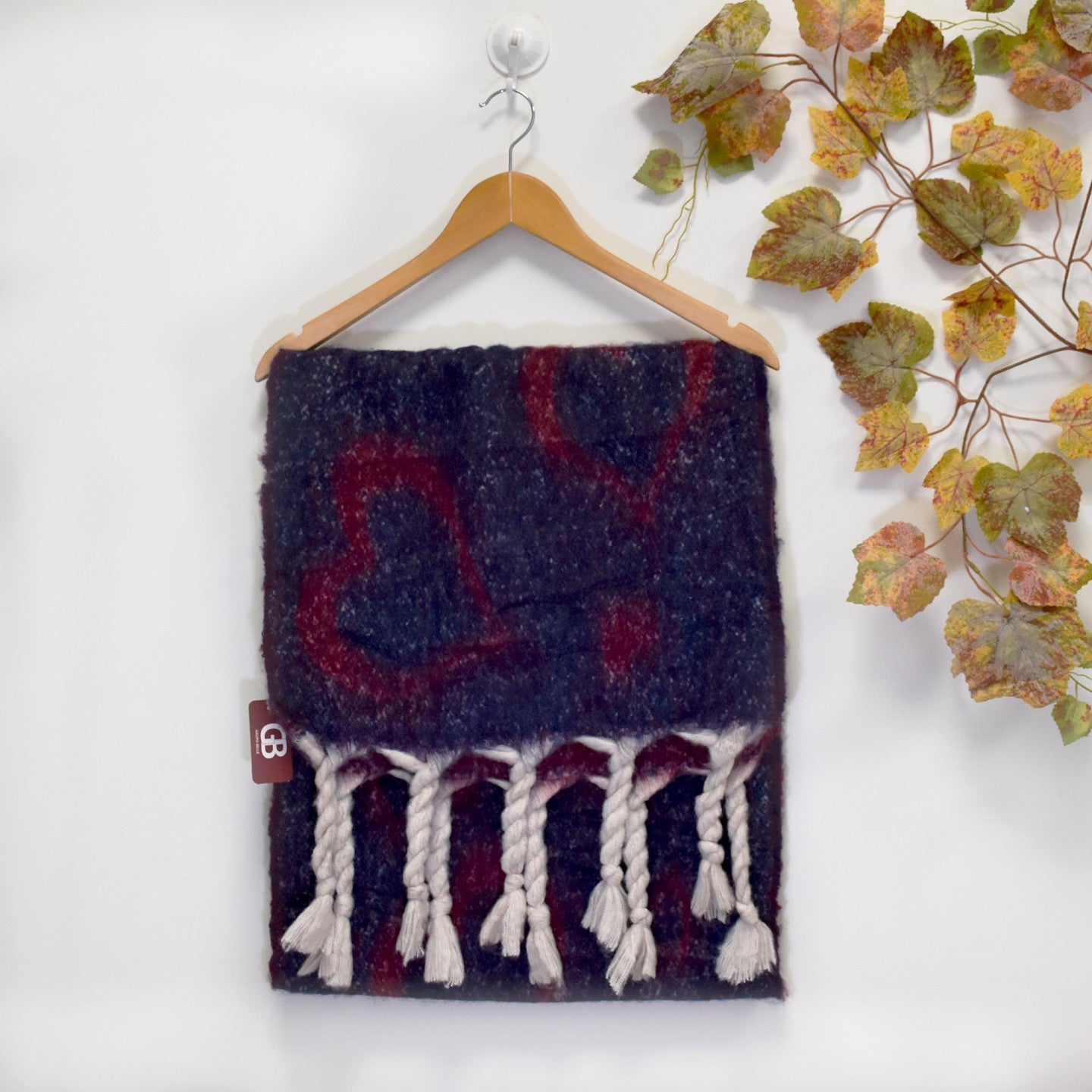 Foulard coeur avec frange tressée