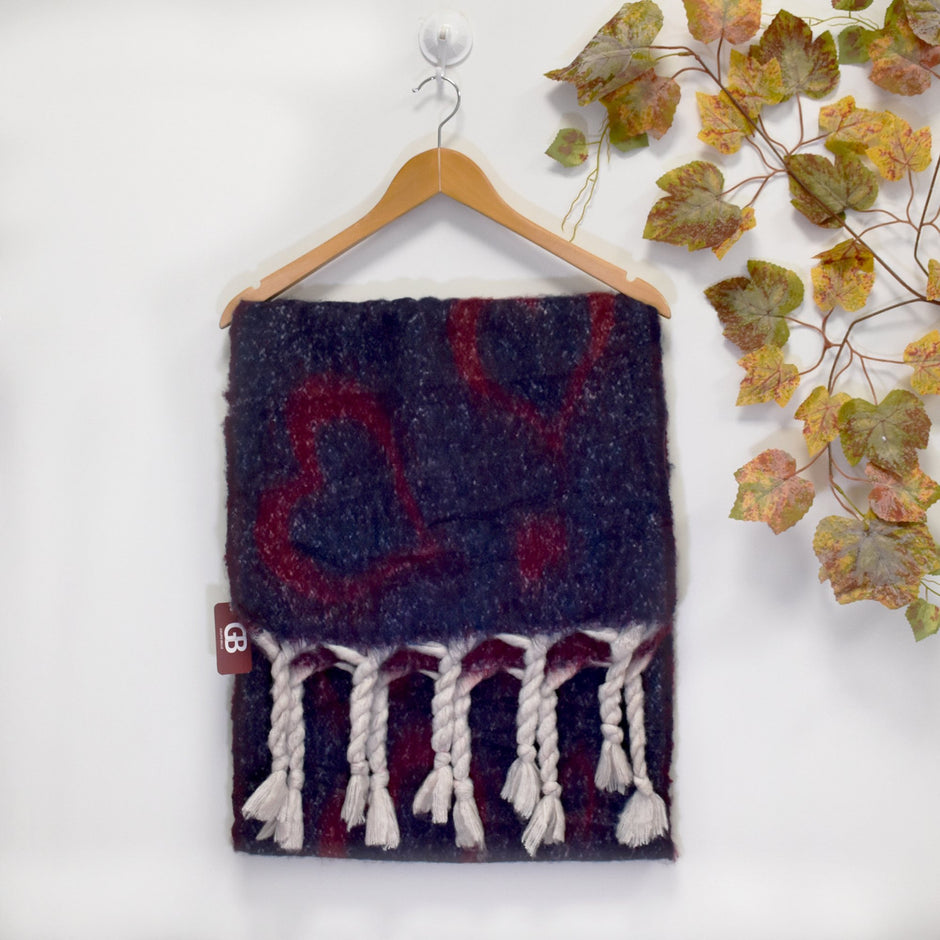 Foulard coeur avec frange tressée