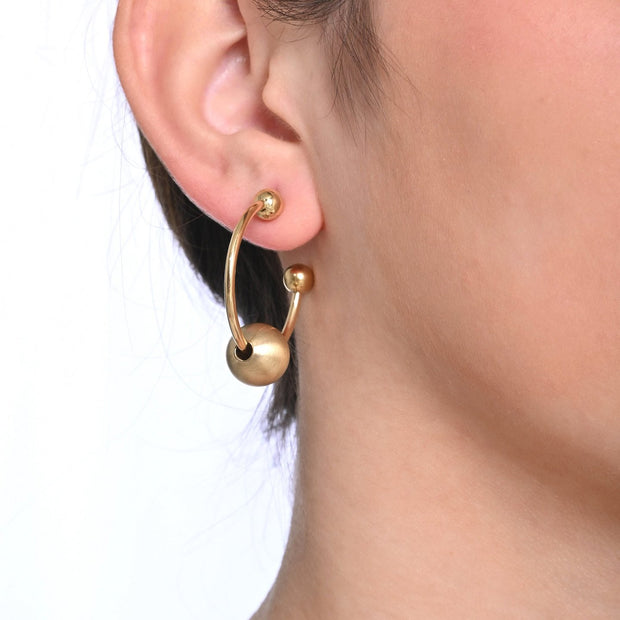 Anneaux Esmée en acier inoxydable avec pendentif boule