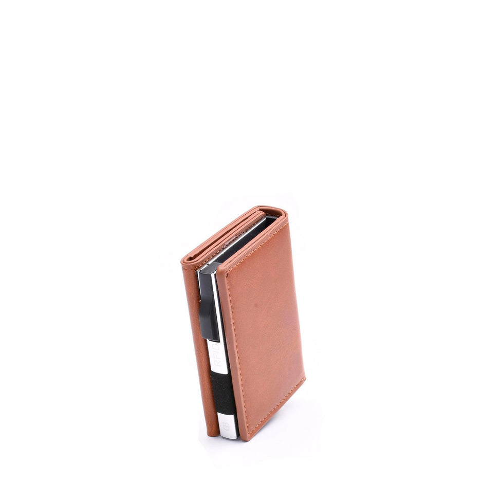 Porte-cartes avec fermeture aimantée