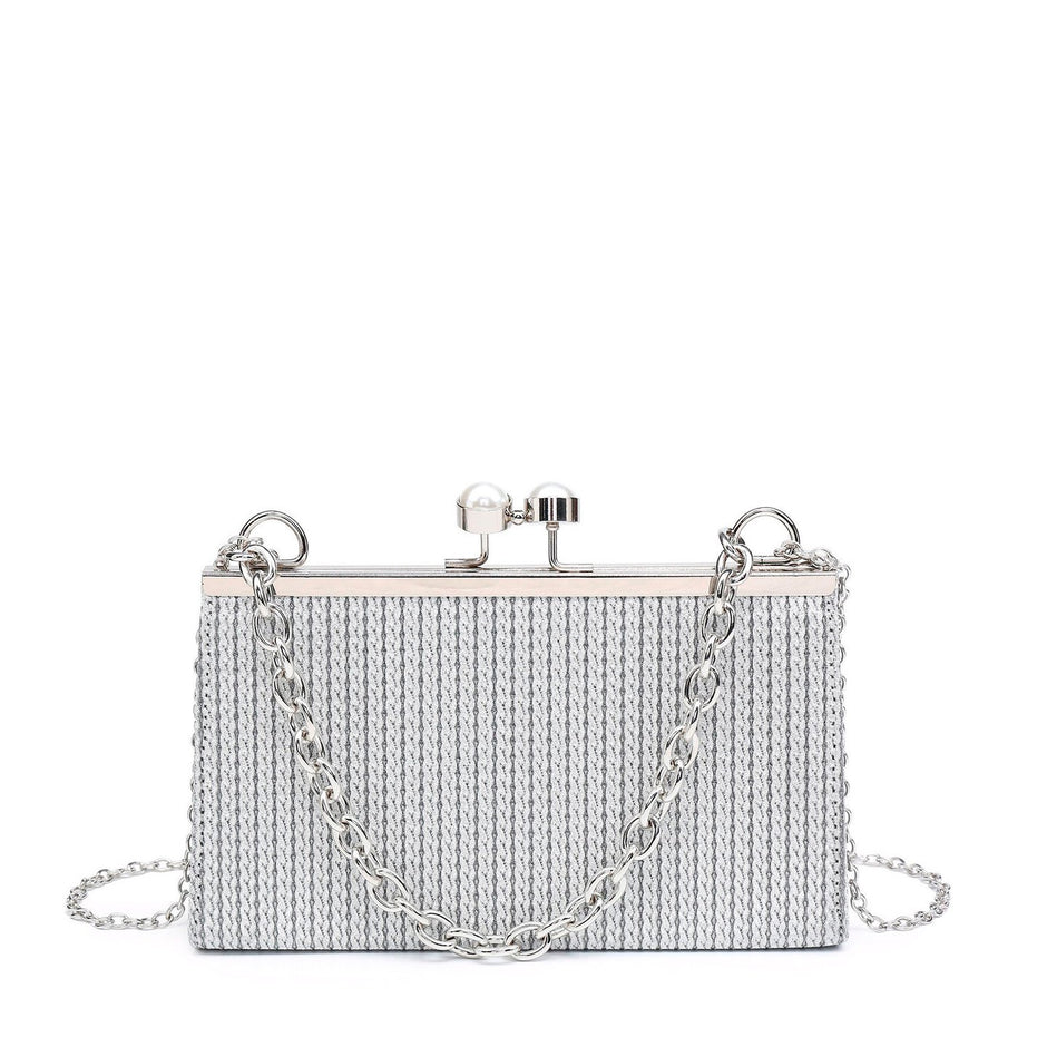 Sac de fête avec anse chaîne et perles sur le fermoir
