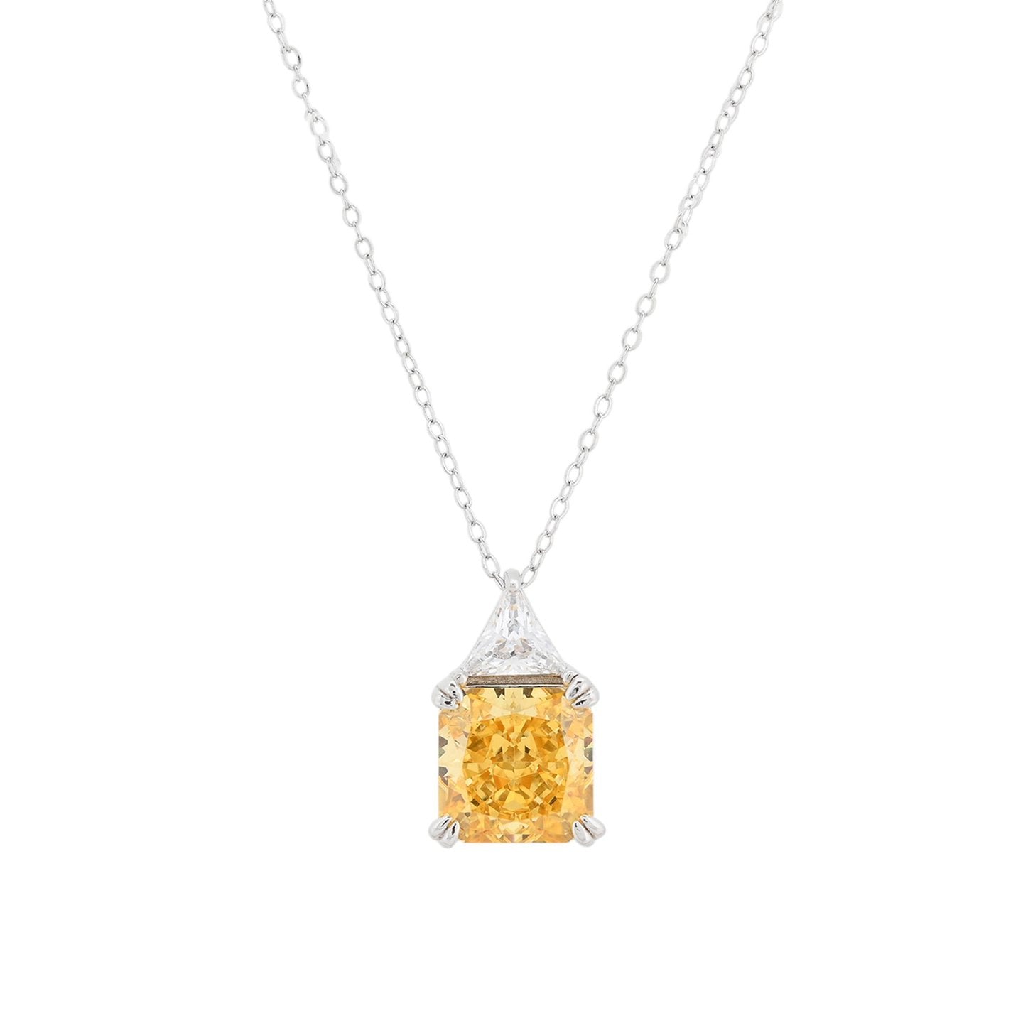 Collier avec pierre carrée