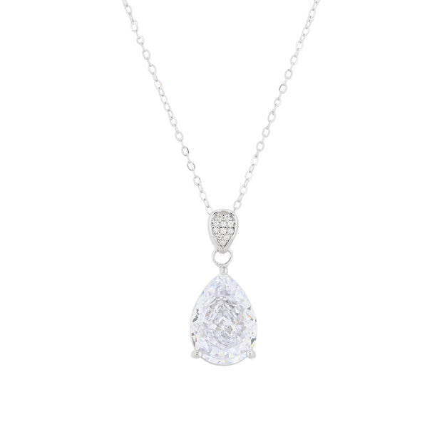 Collier avec pierre ovale