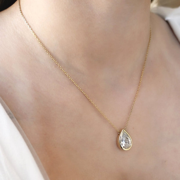 Collier semi précieuse pierre goutte