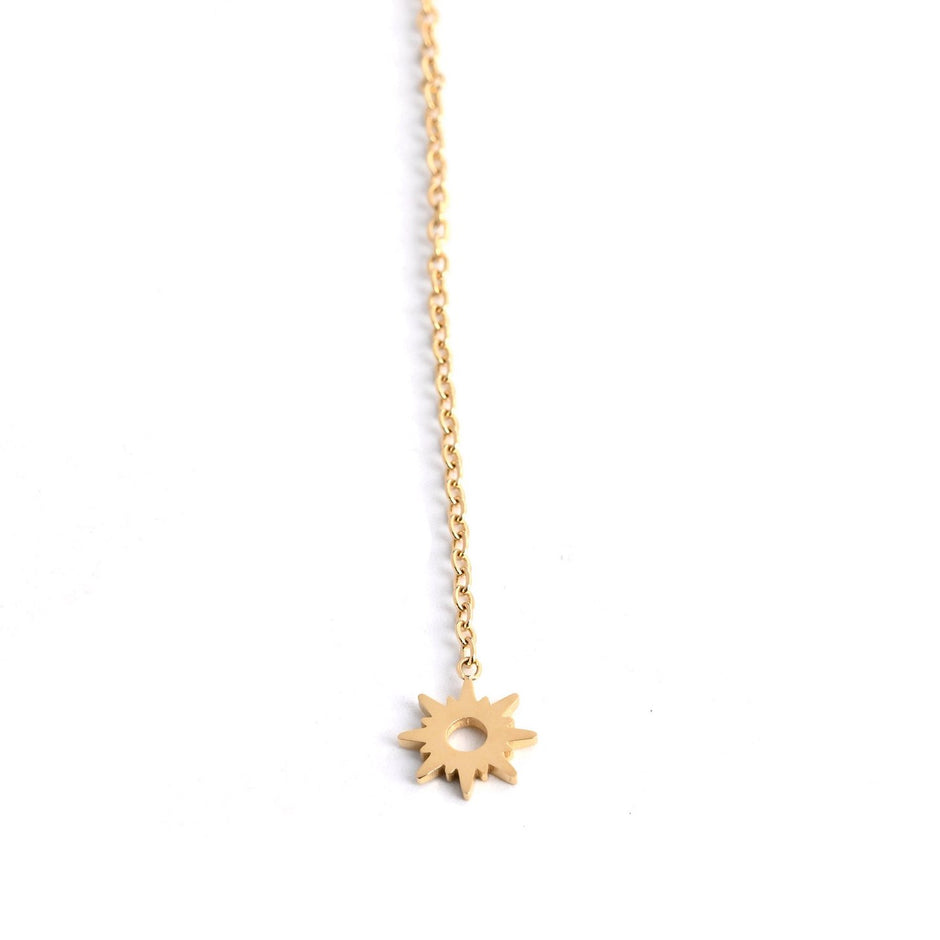Collier en acier suspendu soleil