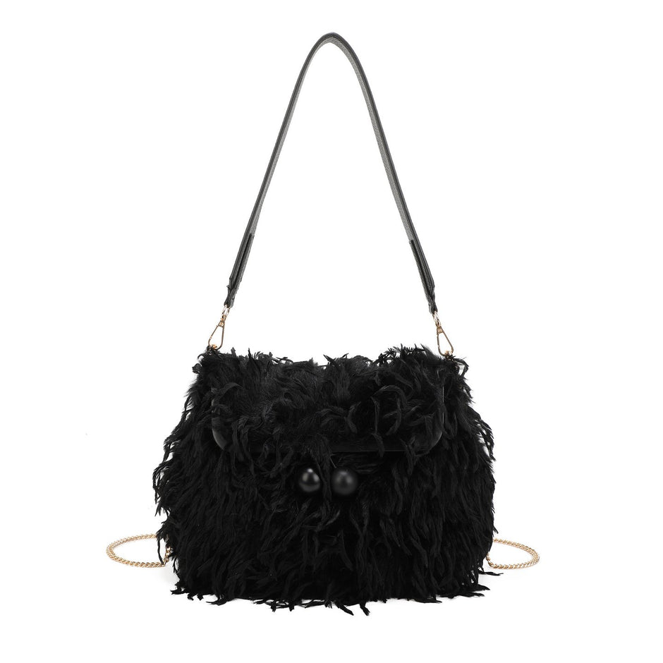 Sac à main avec poils et plumes
