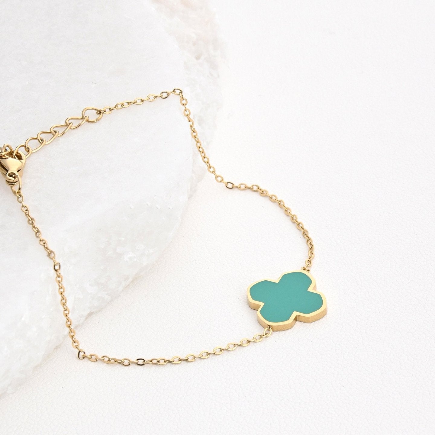 Bracelet Alba en acier trèfle