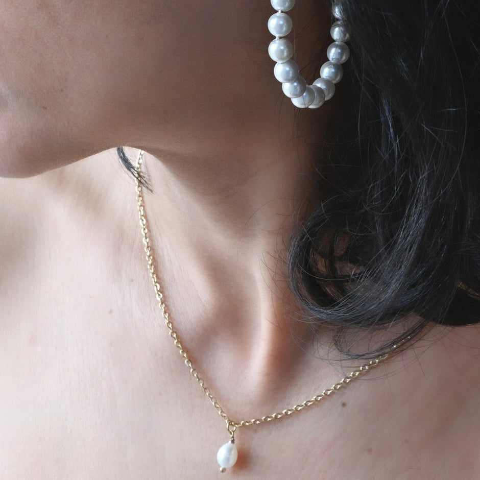 Collier acier tricoté de base perle
