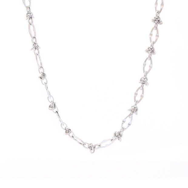 Collier en acier entrelacés